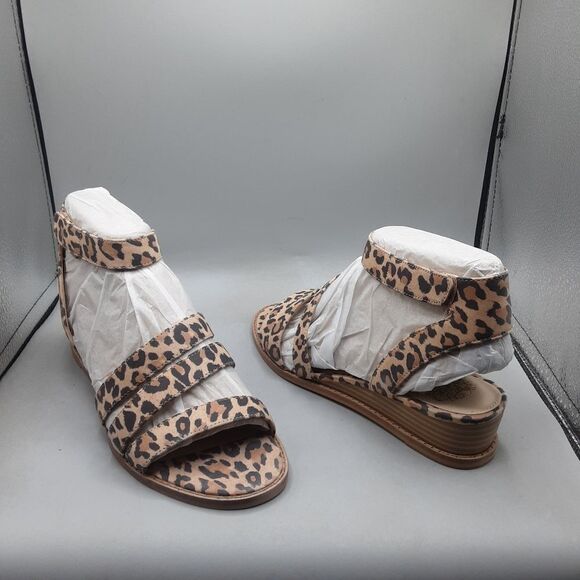Brown Sandals - Picture 1 of 9